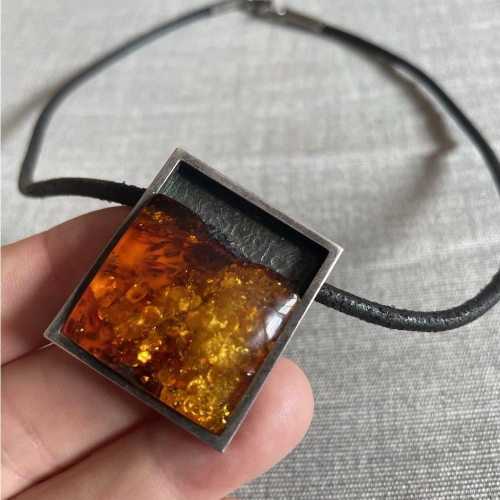 Vintage Sterling 925 Large Baltic Amber Pendant Black Rope Necklace 108$